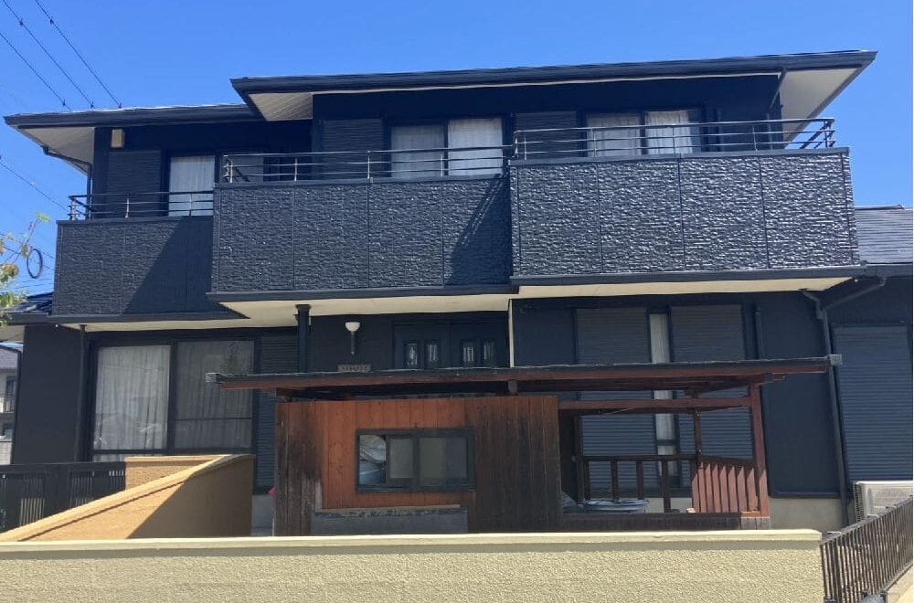 津市の外壁塗装、屋根塗装をリペイント匠が施工した写真