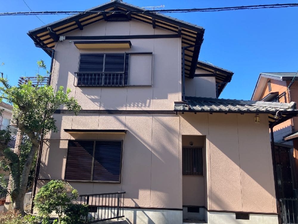 津市の外壁塗装をリペイント匠が施工した写真