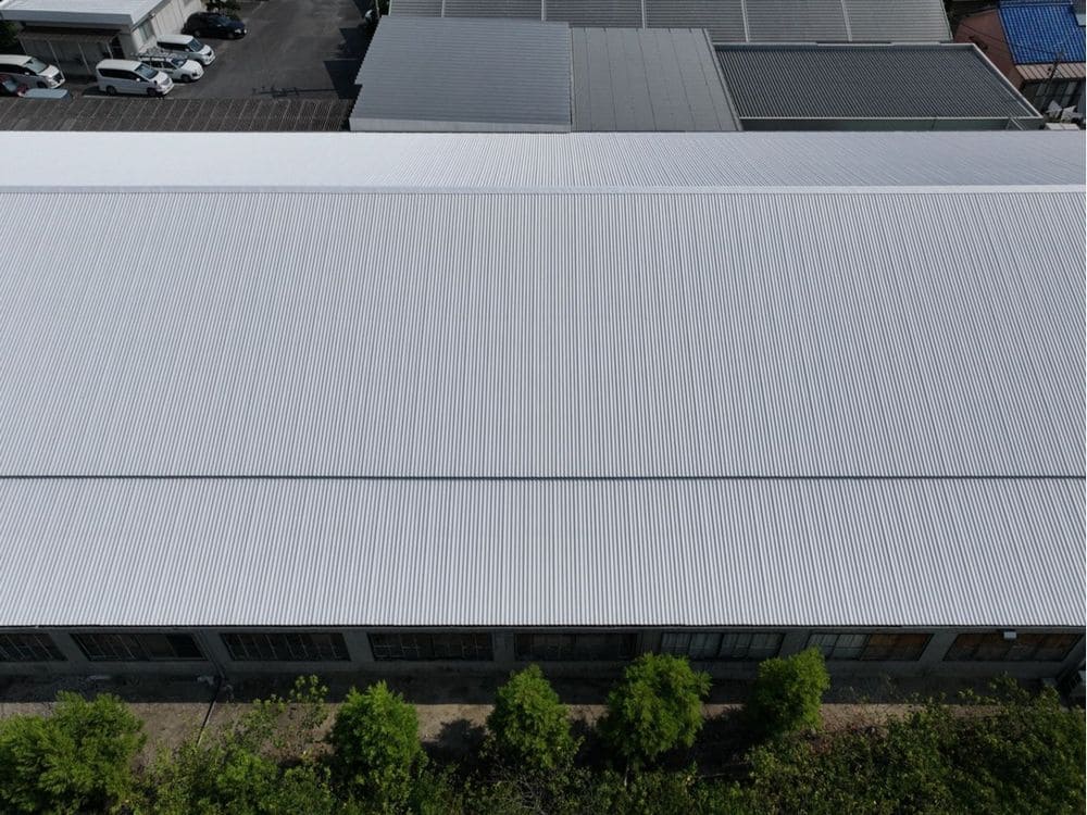 津市の屋根塗装をリペイント匠が施工した写真