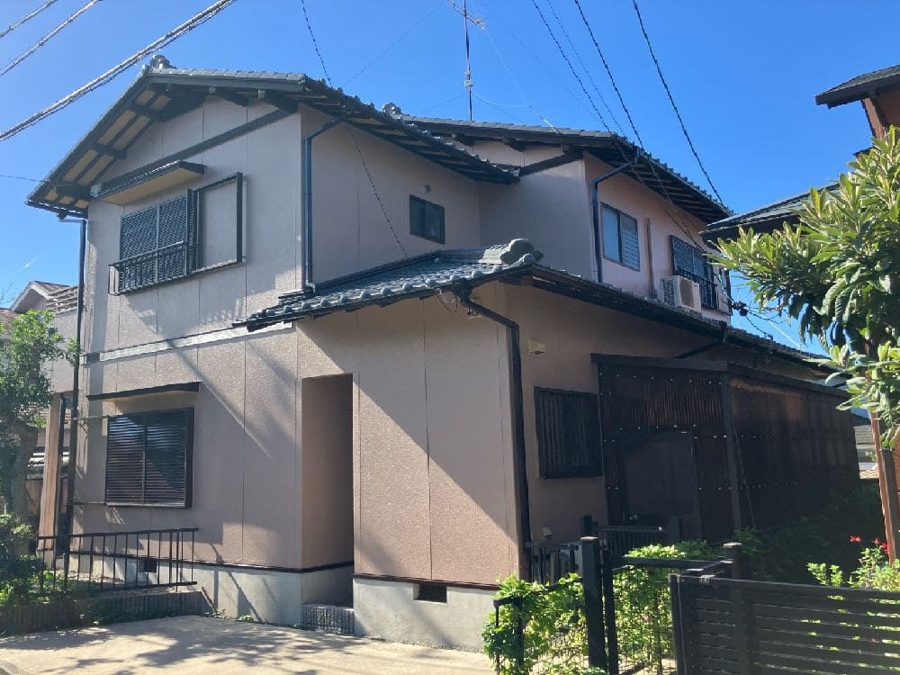 津市の外壁塗装をリペイント匠が施工した写真