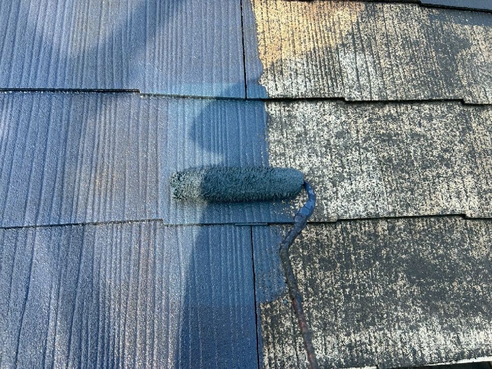 O様(津)屋根(中塗り1) 津市の外壁塗装、屋根塗装をリペイント匠が施工した写真