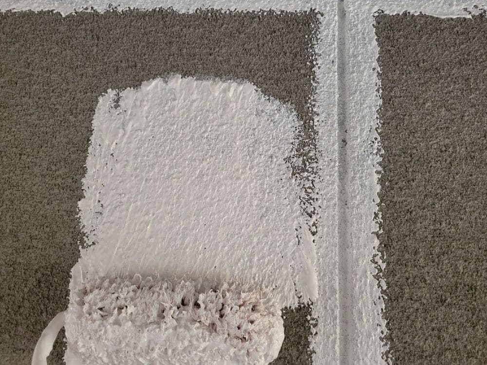 M様(伊賀市)_外壁(下塗り1) 伊賀市の外壁塗装をリペイント匠が施工した写真