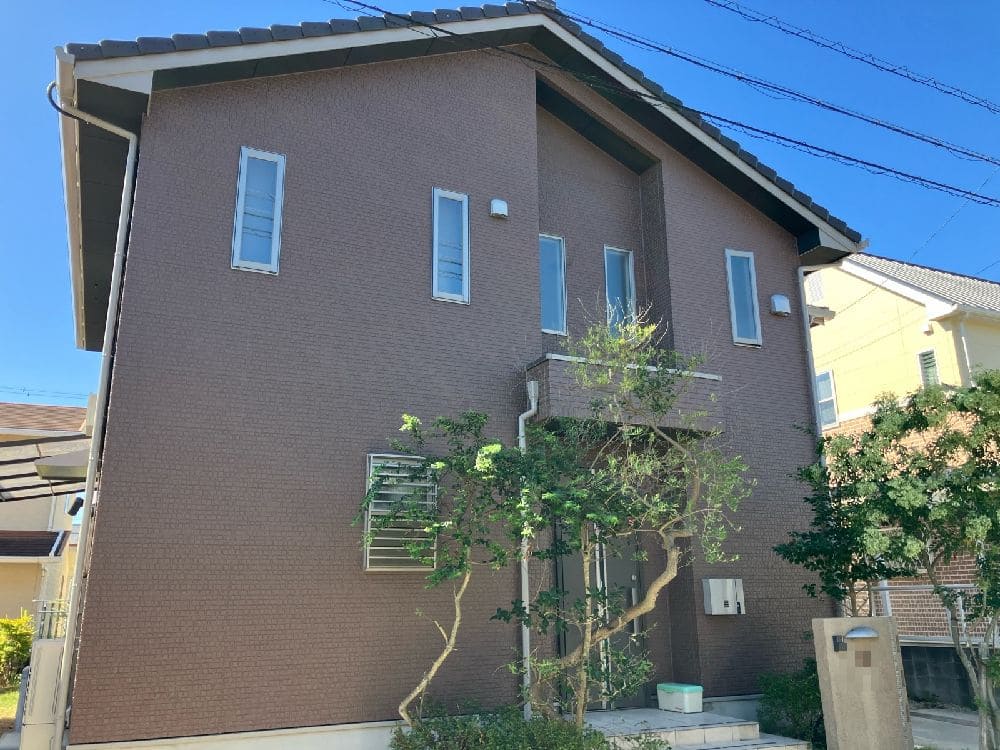 津市の外壁塗装、防水工事をリペイント匠が施工した写真