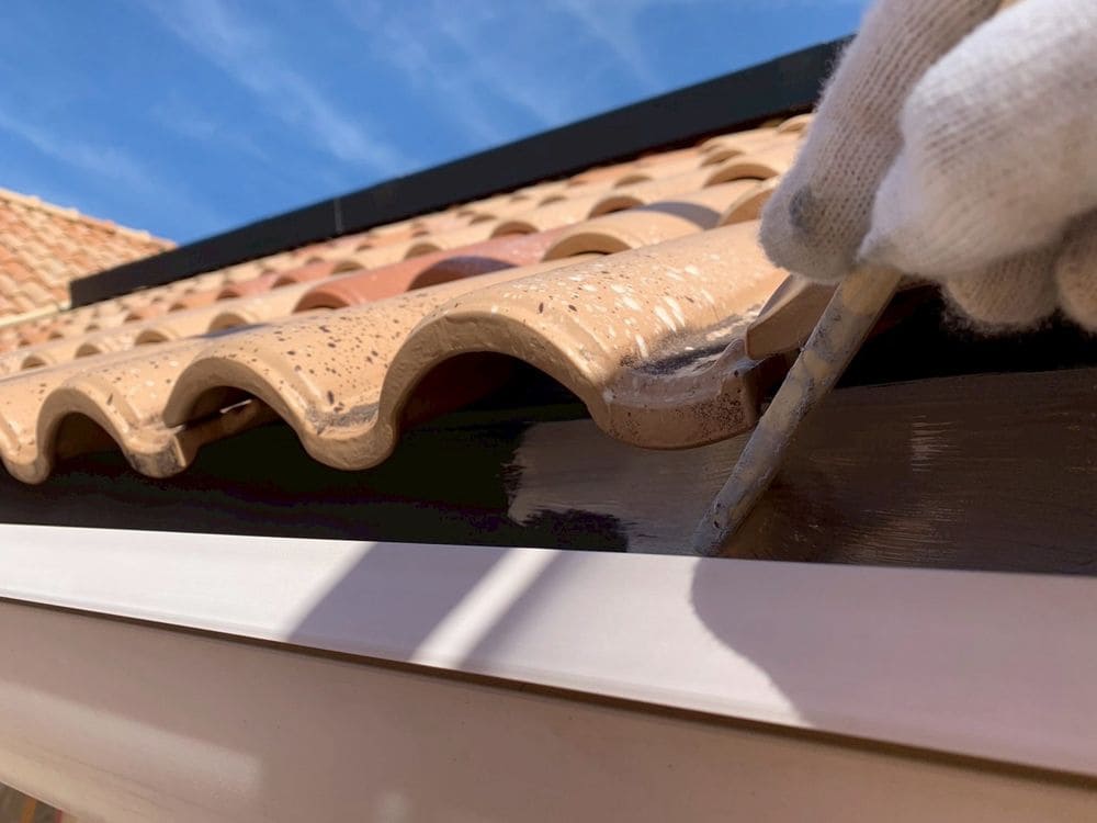 松阪市 S様水切り下塗り 松阪市の外壁塗装をリペイント匠が施工した写真