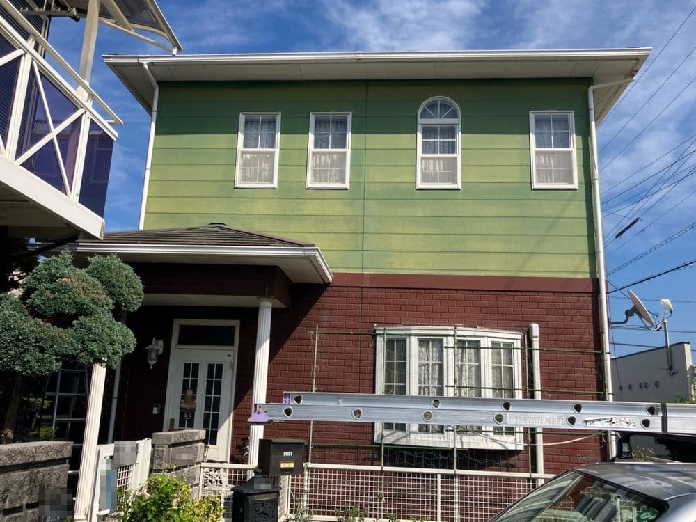 津市の外壁塗装、屋根塗装をリペイント匠が施工した写真