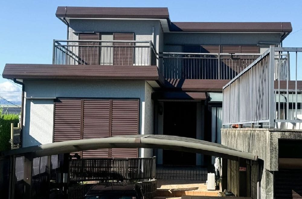 四日市市の外壁塗装、屋根塗装をリペイント匠が施工した写真