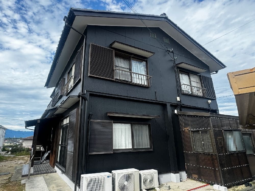 O様(四日市)施工後_外壁全体 四日市市の外壁塗装をリペイント匠が施工した写真