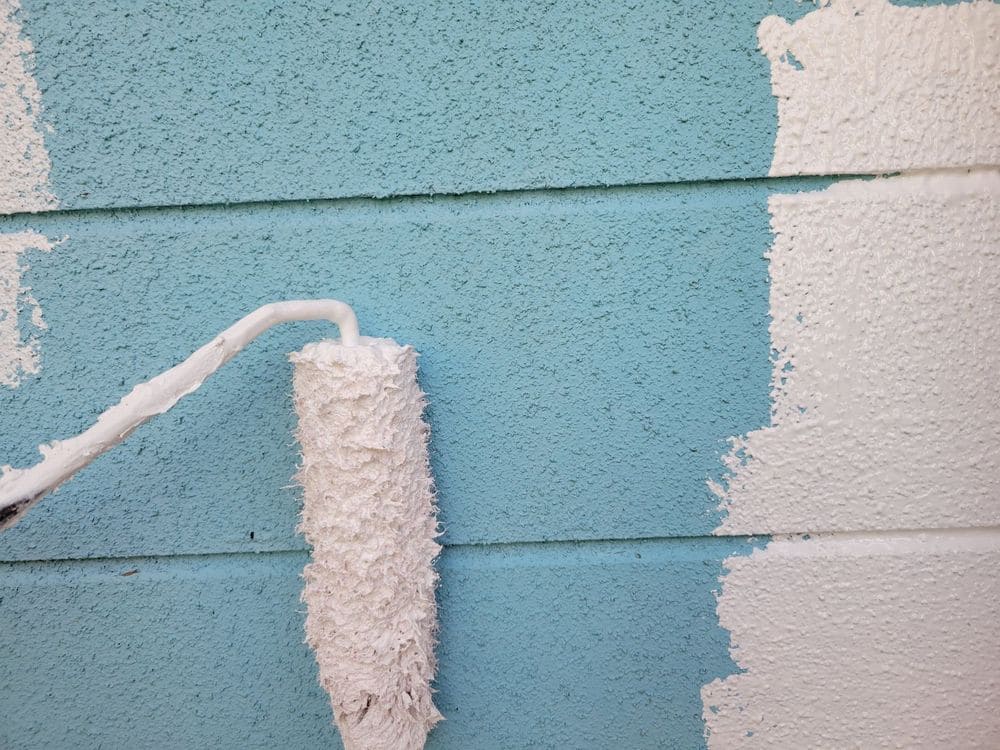 伊賀市の外壁塗装、屋根塗装をリペイント匠が施工した写真