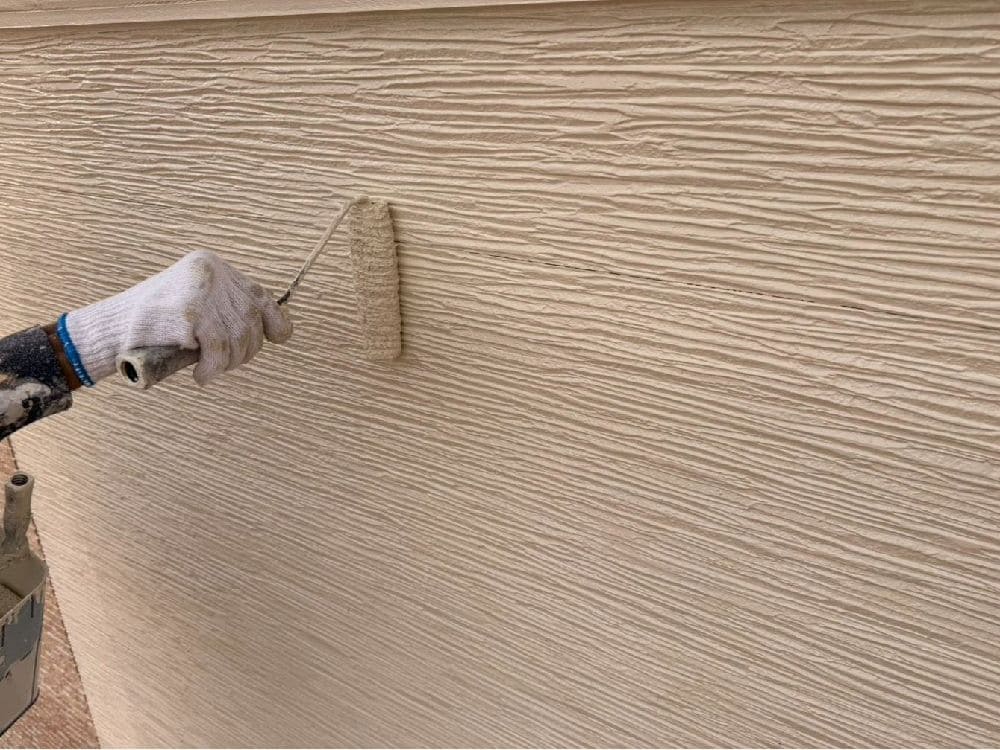 A様(四日市)外壁(上塗り1) (2) 四日市市の外壁塗装、屋根塗装をリペイント匠が施工した写真