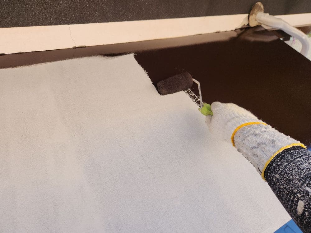 S様(亀山市)庇‗2回目 亀山市で外壁・屋根塗装をリペイント匠が施工した写真