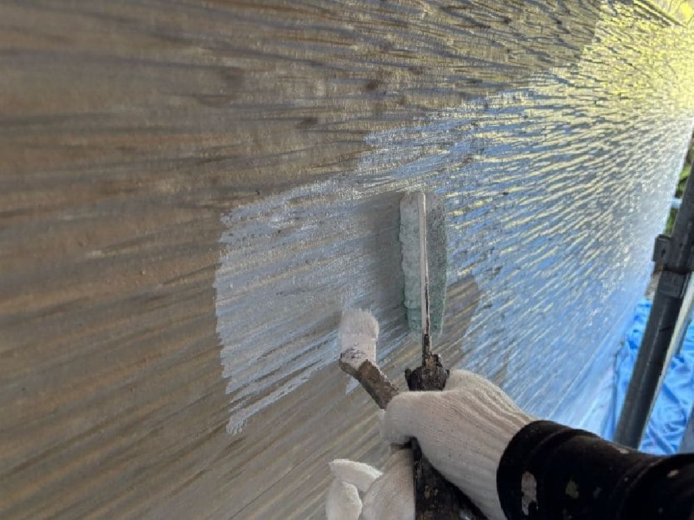 T様(津)外壁(下塗り2) (3) 津市の外壁塗装をリペイント匠が施工した写真