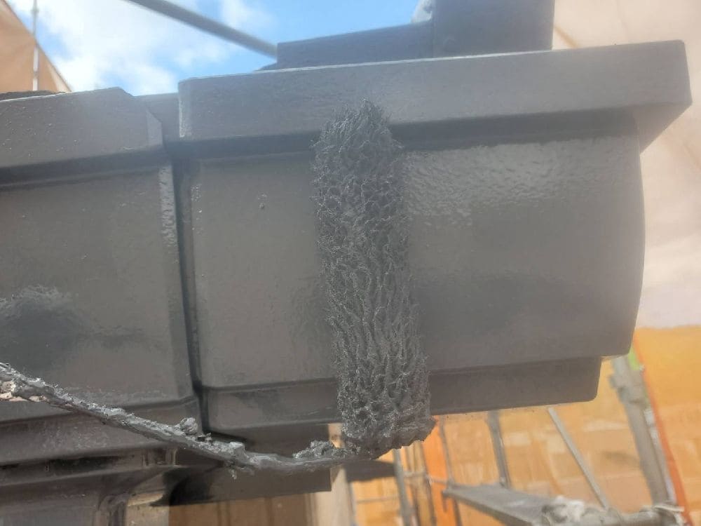 亀山市の外壁塗装、屋根塗装をリペイント匠が施工した写真