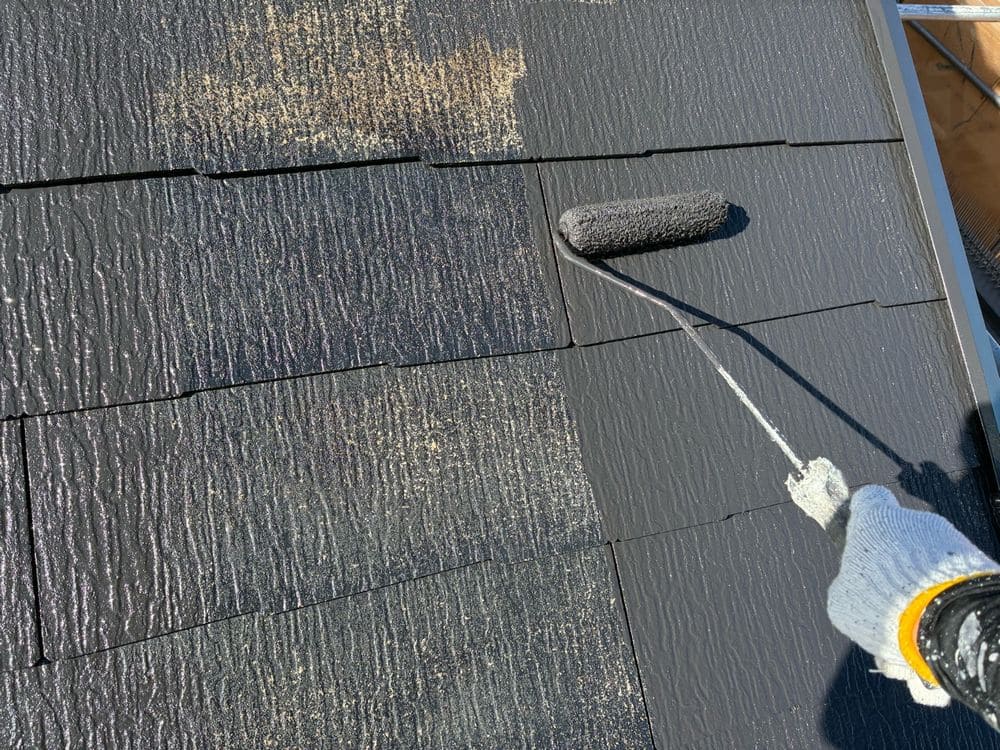 M様(伊勢市)屋根‗中塗り 伊勢市の外壁塗装をリペイント匠が施工した写真