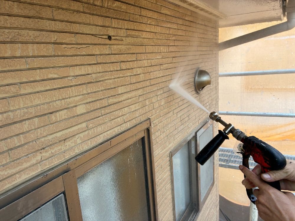 津市の外壁塗装、防水工事をリペイント匠が施工した写真