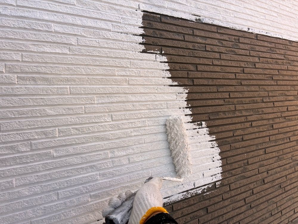 M様(伊勢市)外壁‗下塗り 伊勢市の外壁塗装をリペイント匠が施工した写真