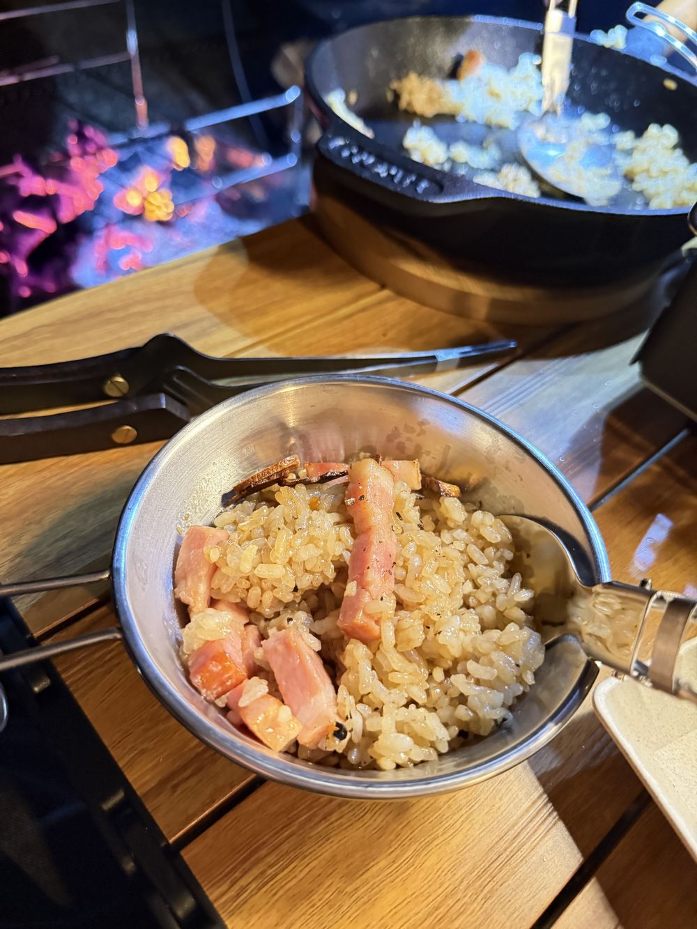 夫婦で初キャンプ！YouTubeで予習した“職人キャンプ飯”が大成功！