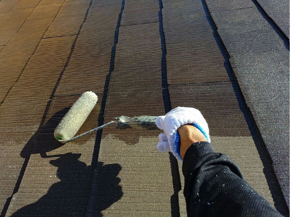 A様(四日市)屋根(下塗り1) 四日市市の外壁塗装、屋根塗装をリペイント匠が施工した写真