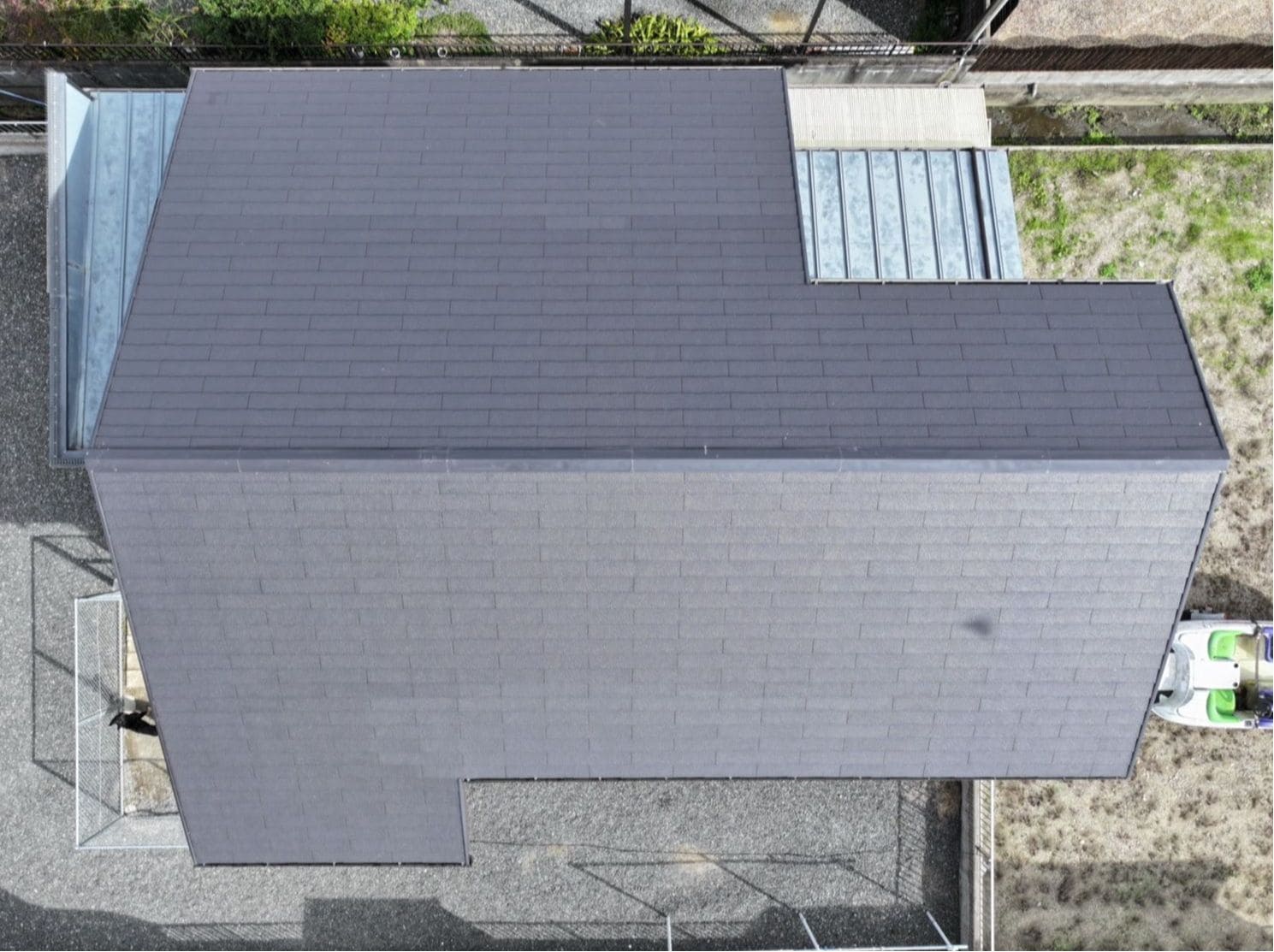 伊勢市の外壁塗装、屋根塗装をリペイント匠が施工した写真