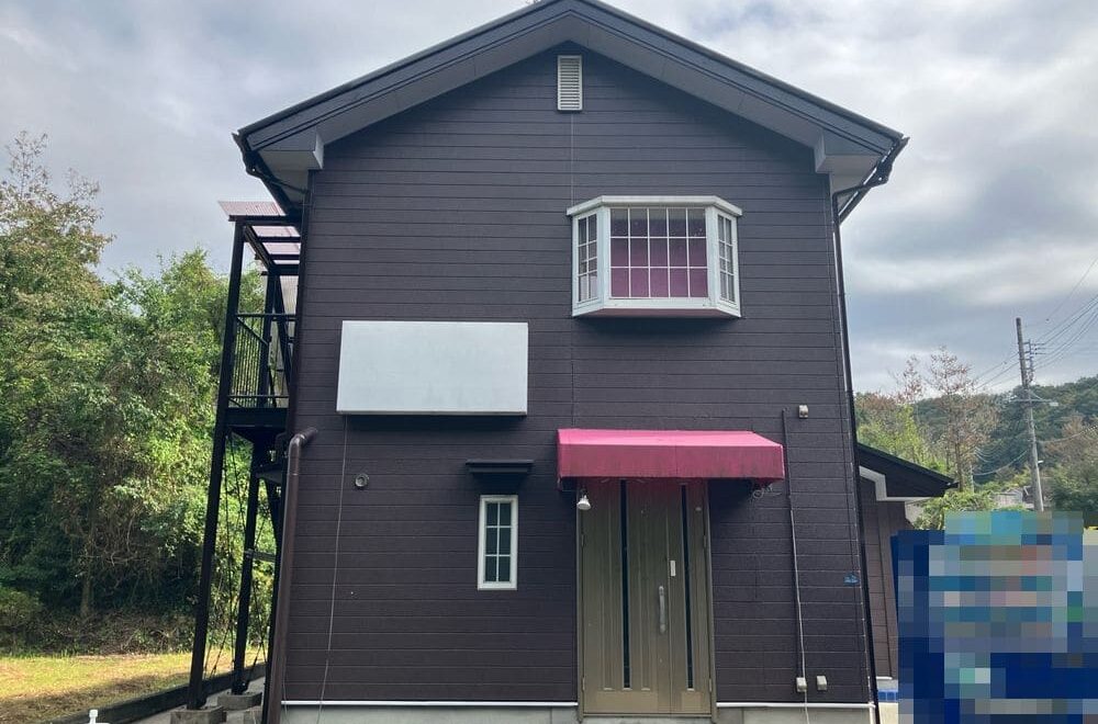 伊賀市の外壁塗装、屋根塗装をリペイント匠が施工した写真