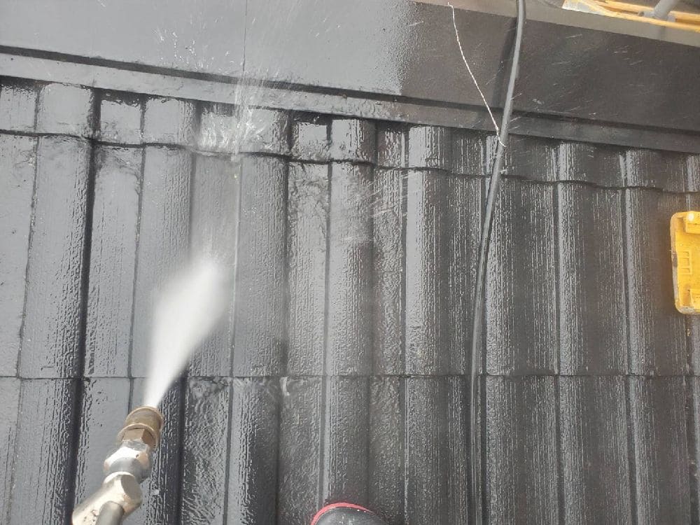 亀山市の外壁塗装、屋根塗装をリペイント匠が施工した写真