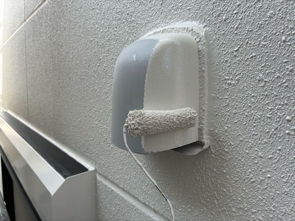 換気フード(中塗り) 松阪市の外壁・屋根塗装と防水工事をリペイント匠が施工した写真