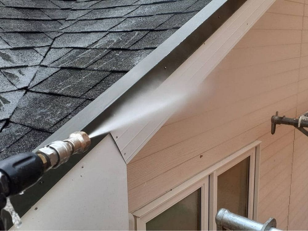 鈴鹿市の外壁塗装をリペイント匠が施工した写真