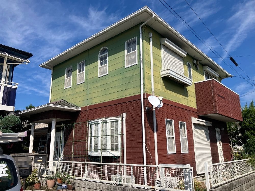 お客様(津市藤方)施工前_外壁全体 津市の外壁塗装をリペイント匠が施工した写真