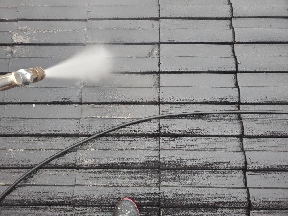 亀山市の外壁塗装、屋根塗装をリペイント匠が施工した写真