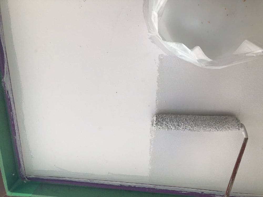 S様(津)中塗り 津市の外壁塗装をリペイント匠が施工した写真