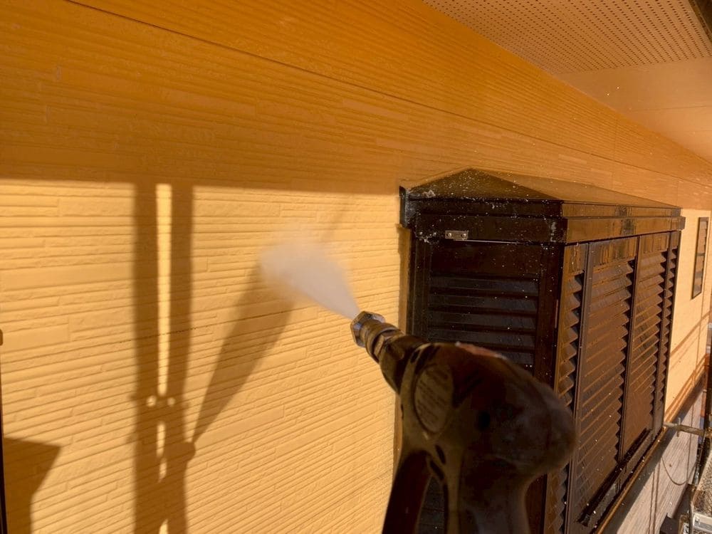 鈴鹿市の外壁塗装、防水工事をリペイント匠が施工した写真