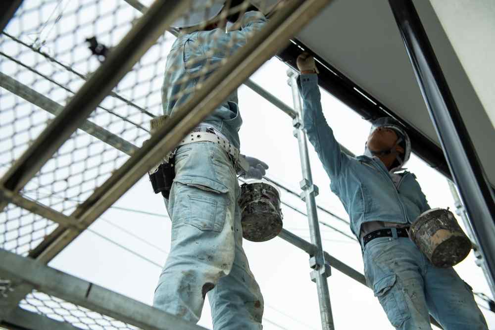 外壁塗装、ハウスメーカーと地元業者でどう違う？