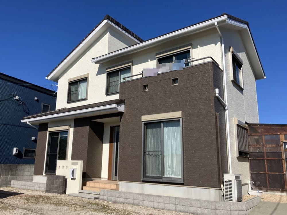 F様(津市香良洲町)施工後_外壁全体 津市の外壁塗装、防水工事をリペイント匠が施工した写真