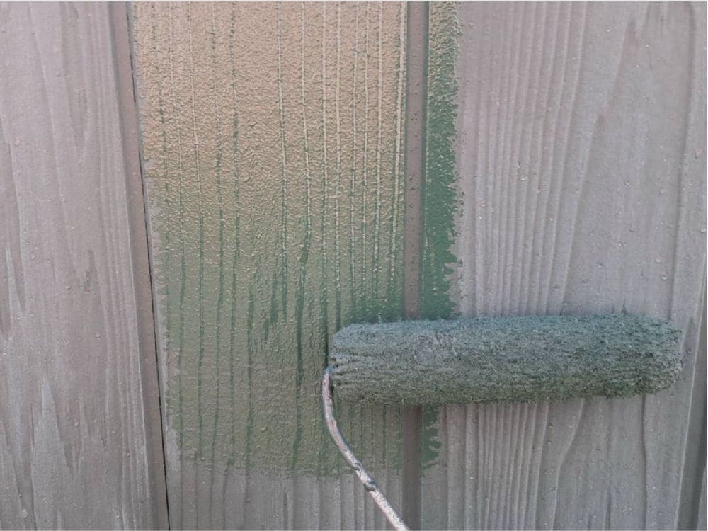 K様(菰野町)外壁(中塗り1) 三重郡菰野町の外壁塗装をリペイント匠が施工した写真