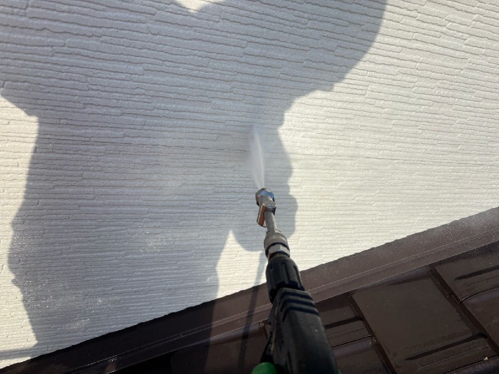 津市の外壁塗装、防水工事をリペイント匠が施工した写真