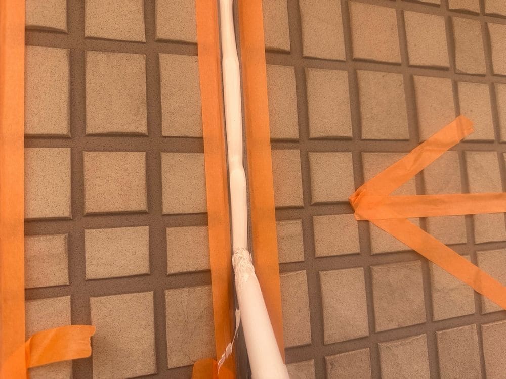 シール(打設目地) 松阪市で外壁塗装と屋根工事をリペイント匠が施工した写真