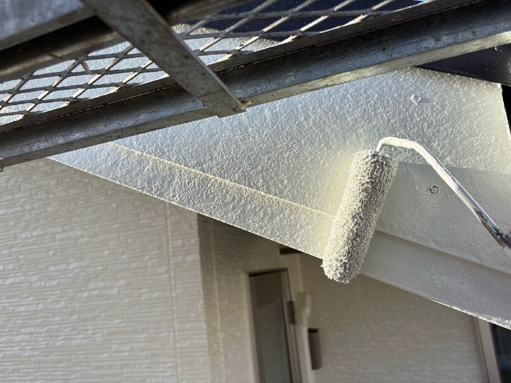 四日市市の外壁塗装、屋根塗装、防水工事をリペイント匠が施工した写真