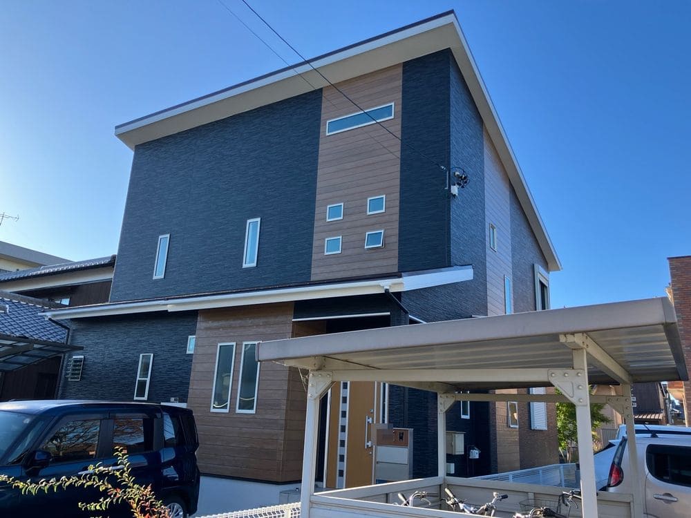 津市で外壁塗装と防水工事をリペイント匠が施工した写真