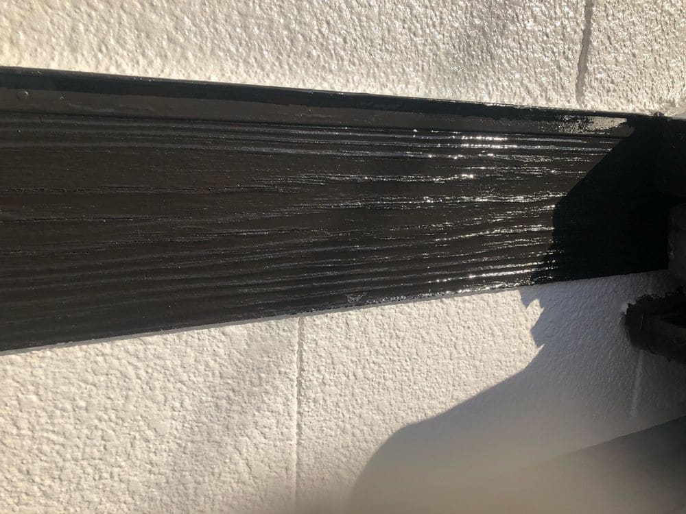 鈴鹿市_S様_帯板(上塗り) 鈴鹿市の外壁塗装をリペイント匠が施工した写真