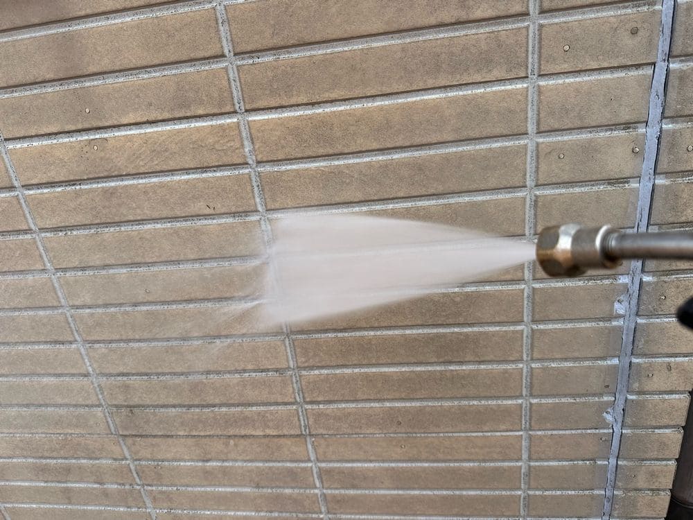 N様(伊勢市)外壁_高圧洗浄 伊勢市の外壁塗装をリペイント匠が施工した写真