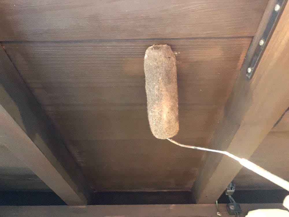 S様(津)_軒天(上塗り) 津市の外壁塗装をリペイント匠が施工した写真