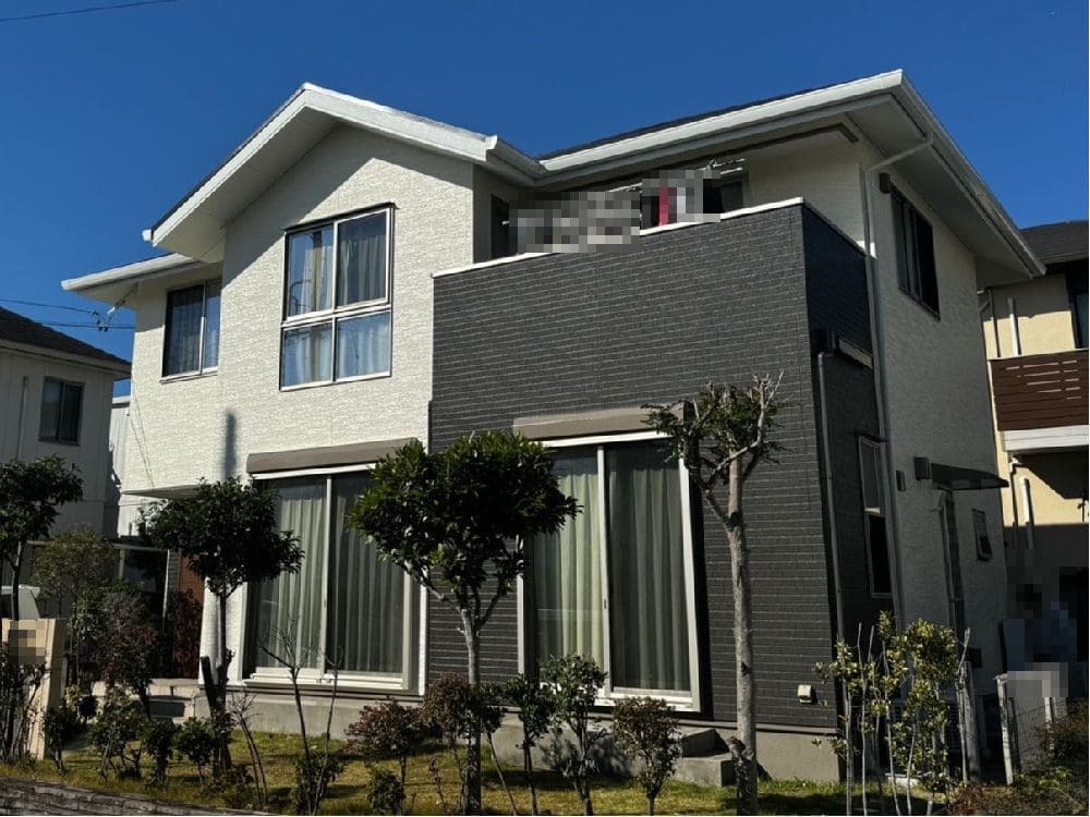 四日市市の外壁塗装、屋根塗装、防水工事をリペイント匠が施工した写真