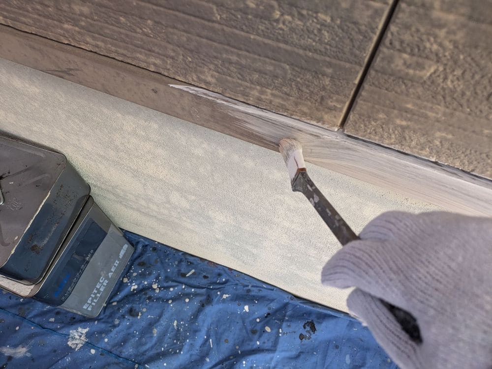 T様(伊勢市)水切り‗1回目 伊勢市の外壁・屋根塗装をリペイント匠が施工した写真