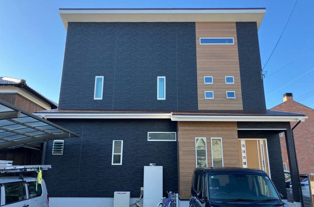 津市で外壁塗装と防水工事をリペイント匠が施工した写真