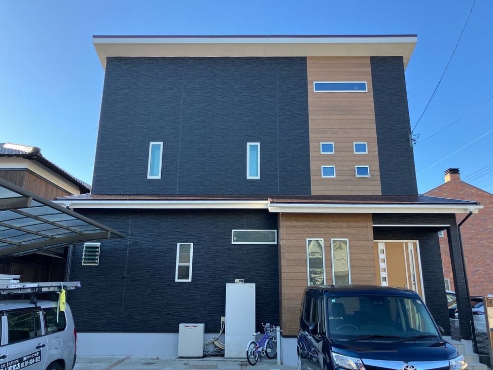 津市で外壁塗装と防水工事をリペイント匠が施工した写真