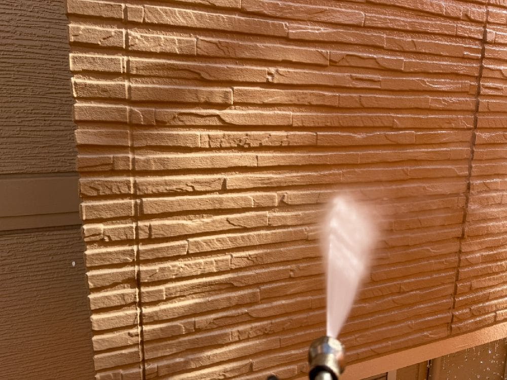 四日市市の外壁塗装、防水工事をリペイント匠が施工した写真