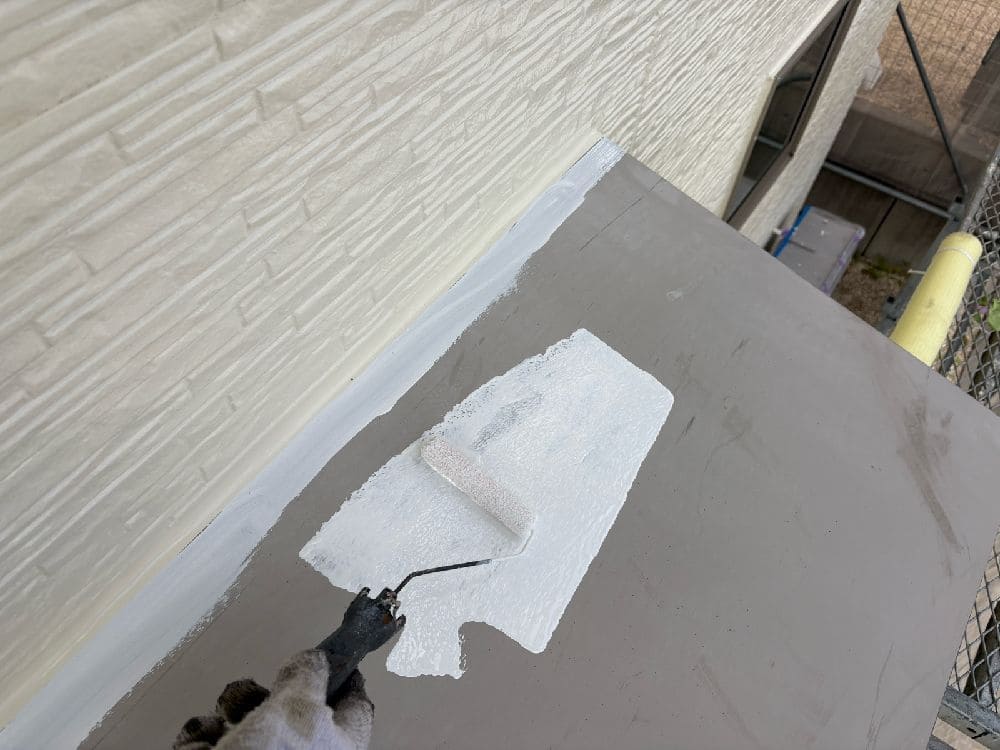 四日市市の外壁塗装、屋根塗装、防水工事をリペイント匠が施工した写真