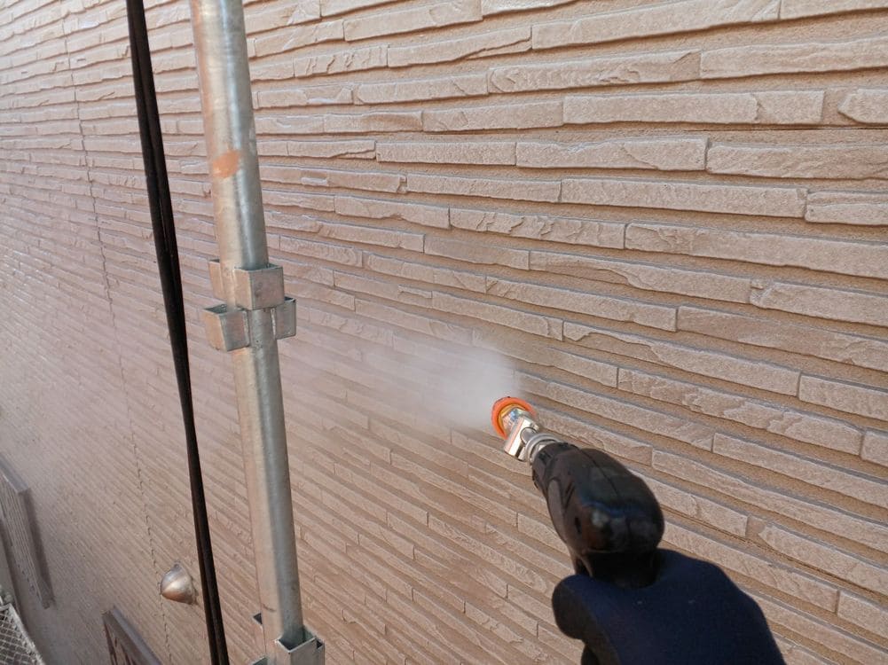 鈴鹿市の外壁塗装、防水工事をリペイント匠が施工した写真