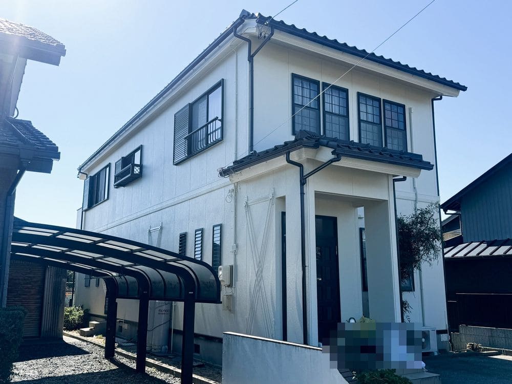 I様(桑名市大仲新田)施工後_外壁全体 (2) いなべ市の外壁塗装、防水工事をリペイント匠が施工した写真