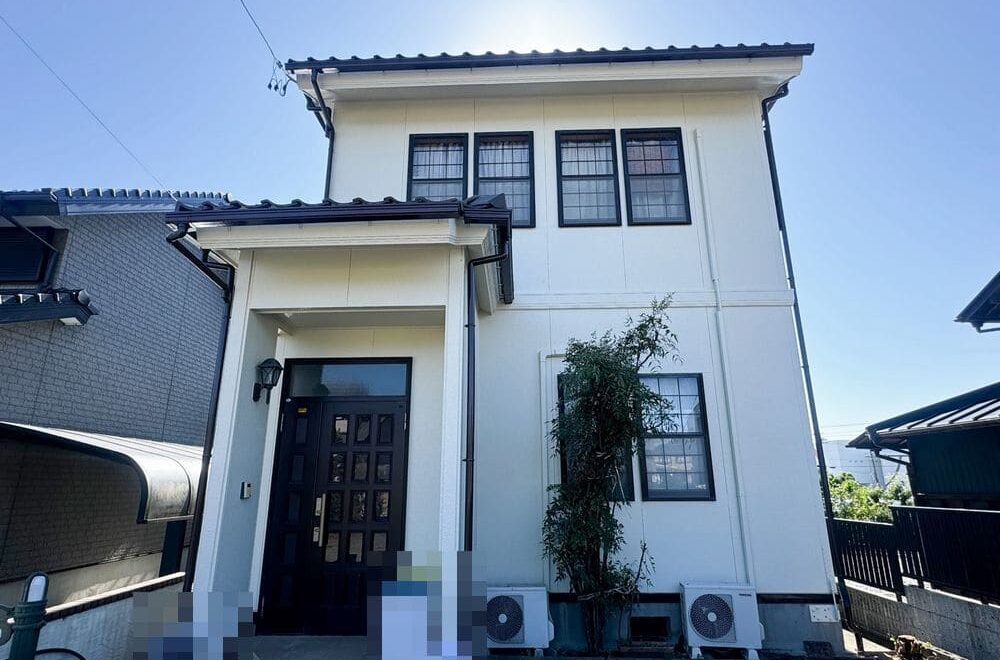 いなべ市の外壁塗装、防水工事をリペイント匠が施工した写真