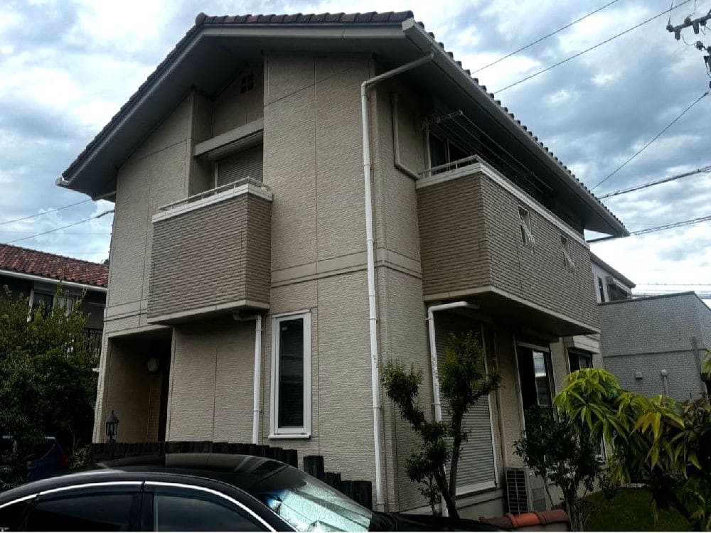 四日市市の外壁塗装、防水工事をリペイント匠が施工した写真